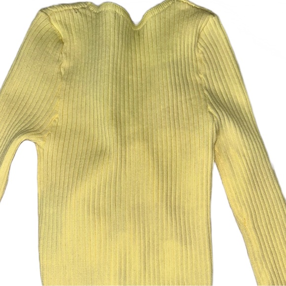 Forever 21 Long Sleeve Crop Top - Picture 3 of 7